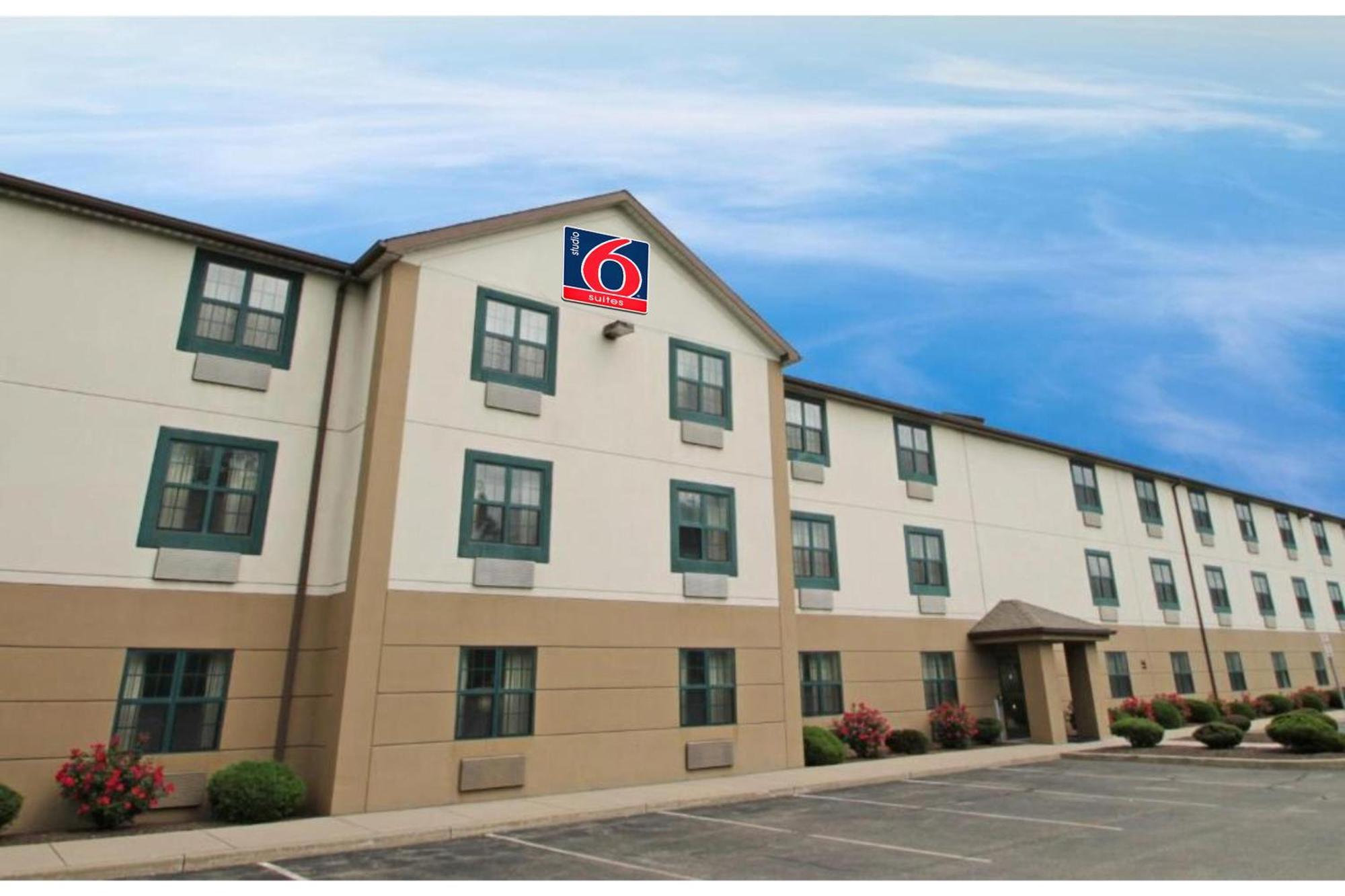 4 Airport Hotels Near Bryant and Stratton Amherst Worth Booking