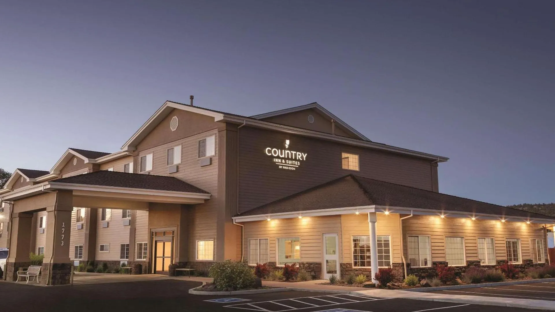 Where to Stay in Oregon: 10 Best Romantic Hotels for Couples